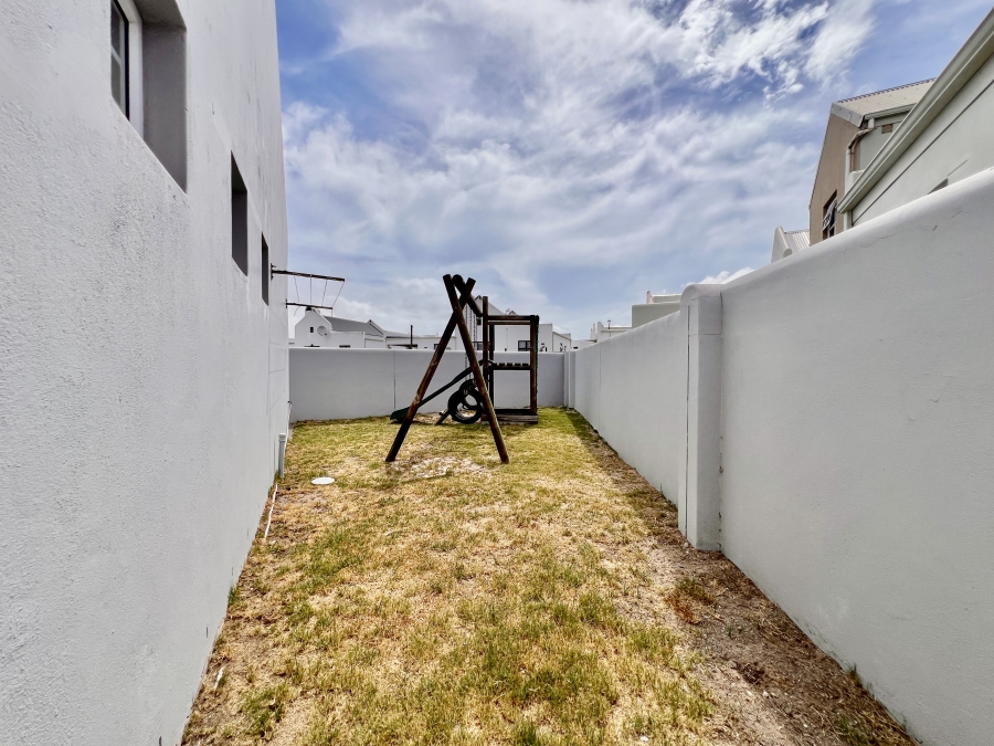 3 Bedroom Property for Sale in Laguna Sands Western Cape